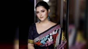 বিমান দুর্ঘটনার ভিডিও দেখে পরীমণির প্যানিক অ্যাটাক