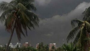দুপুরের মধ্যে সাত অঞ্চলে ঝড়ের আভাস