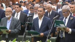 সংসদ সদস্য হিসেবে শপথ নিলেন বিএনপি,অন্যান্য দলের নির্বাচিতরা