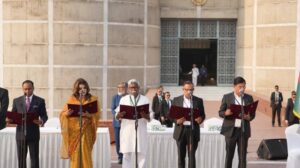 নতুন সরকারের ২৫ মন্ত্রী ও ২৪ প্রতিমন্ত্রীর শপথ গ্রহণ