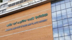 রাজধানীর গেন্ডারিয়ায় ট্রান্সফরমার বিস্ফোরণে একই পরিবারের দগ্ধ ৩