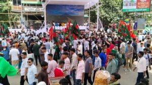 ছাত্রদলের সমাবেশ শুরু হবে দুপুর আড়াইটায়, শাহবাগে জনস্রোত