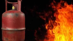 সিদ্ধিরগঞ্জে গ্যাস লিকেজ থেকে আগুন, একই পরিবারের ৯ জন দগ্ধ