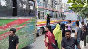 রাজধানীতে তীব্র যানজট, ভোগান্তিতে নগরবাসী