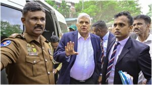 শ্রীলঙ্কায় বিক্রমাসিংহের নাটকীয় পতন, ক্ষমতা হারিয়ে কারাগারে