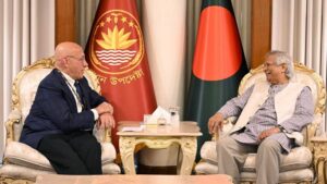 প্রধান উপদেষ্টার সঙ্গে জাতিসংঘের বিশেষ দূতের সাক্ষাৎ