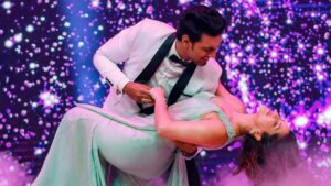 দেবের সঙ্গে সানি লিওনের ভাইরাল ভিডিও