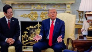 চীনের ওপর ২০০ শতাংশ শুল্ক আরোপের হুঁশিয়ারি ট্রাম্পের