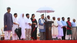 জুলাই ঘোষণাপত্র পাঠ, শহীদদের ‘জাতীয় বীর’ ঘোষণা