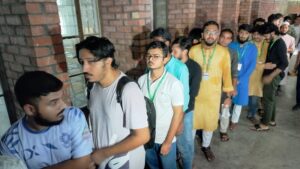 জাকসু নির্বাচনে ভোটগ্রহণ শুরু