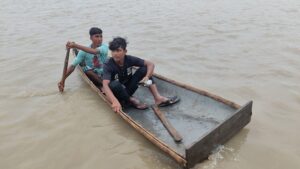 চাঁপাইনবাবগঞ্জে ৩ নদীর পানি কমছে, জনমনে ফিরেছে স্বস্তি