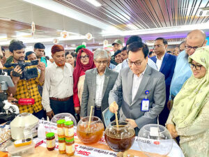 রাজধানীতে ৪ সেপ্টেম্বর পর্যন্ত চলবে মধু মেলা