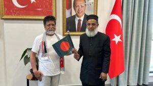 ইসরায়েল থেকে মুক্তি পেয়ে তুরস্কে শহিদুল আলম