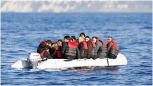 অভিবাসন নীতি কঠোরে আইন করছে ইতালি